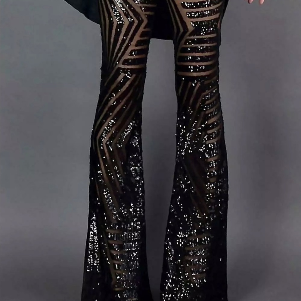 Slip on leggings with flair size medium